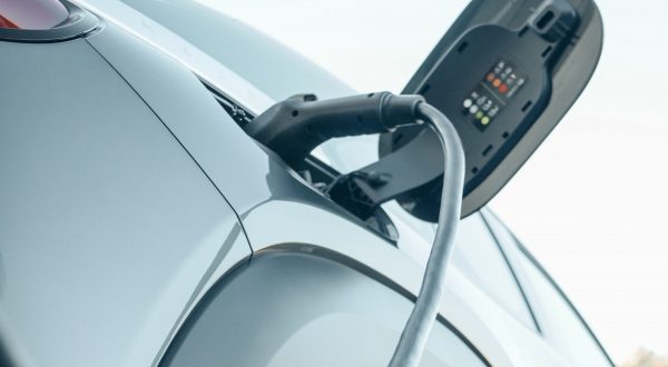 vehículo_eléctrico_carga